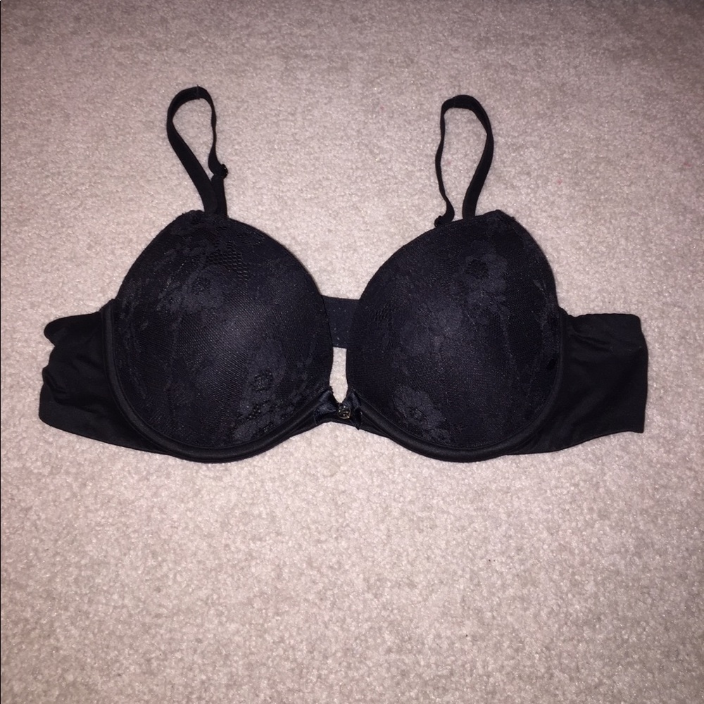 Victoria’s Secret body push up bra